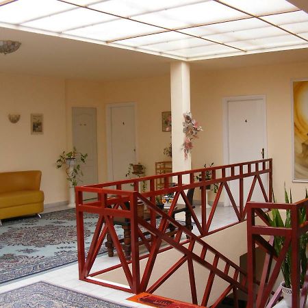 Hotel Pelikan Hodmezovasarhely Bagian luar foto